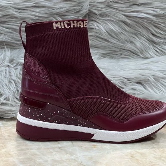 Michael Kors Swift Stretch Knit Crocodile Embossed Sneakers Booties - Burgundy - Picture 8 of 9